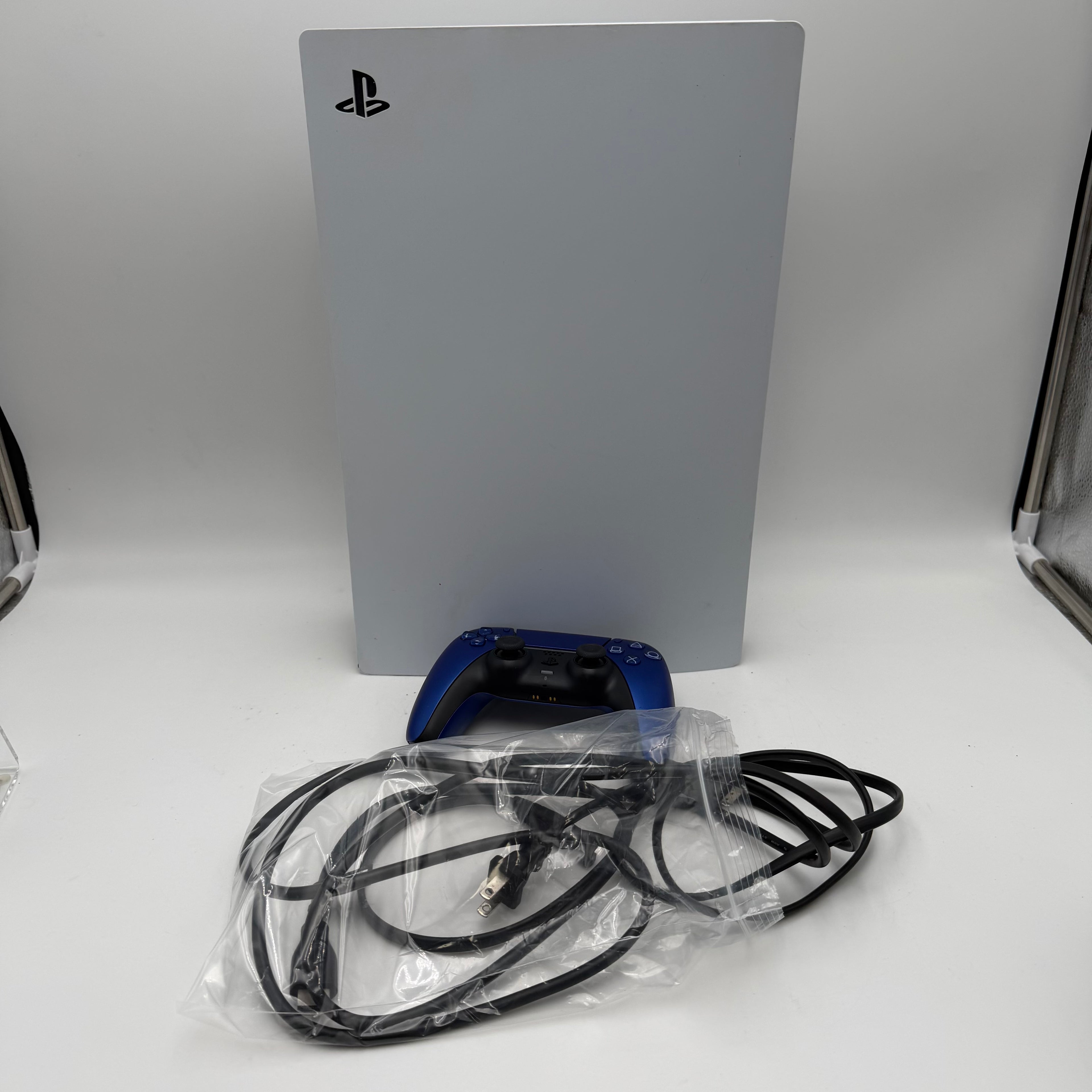 Sony PlayStation 5 Digital Edition CFI-1215B With Controller + Cables