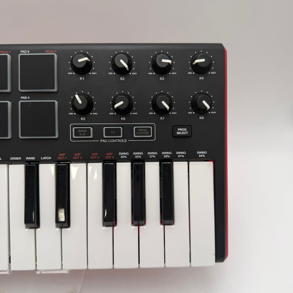Akai Professional MPK Mini MIDI