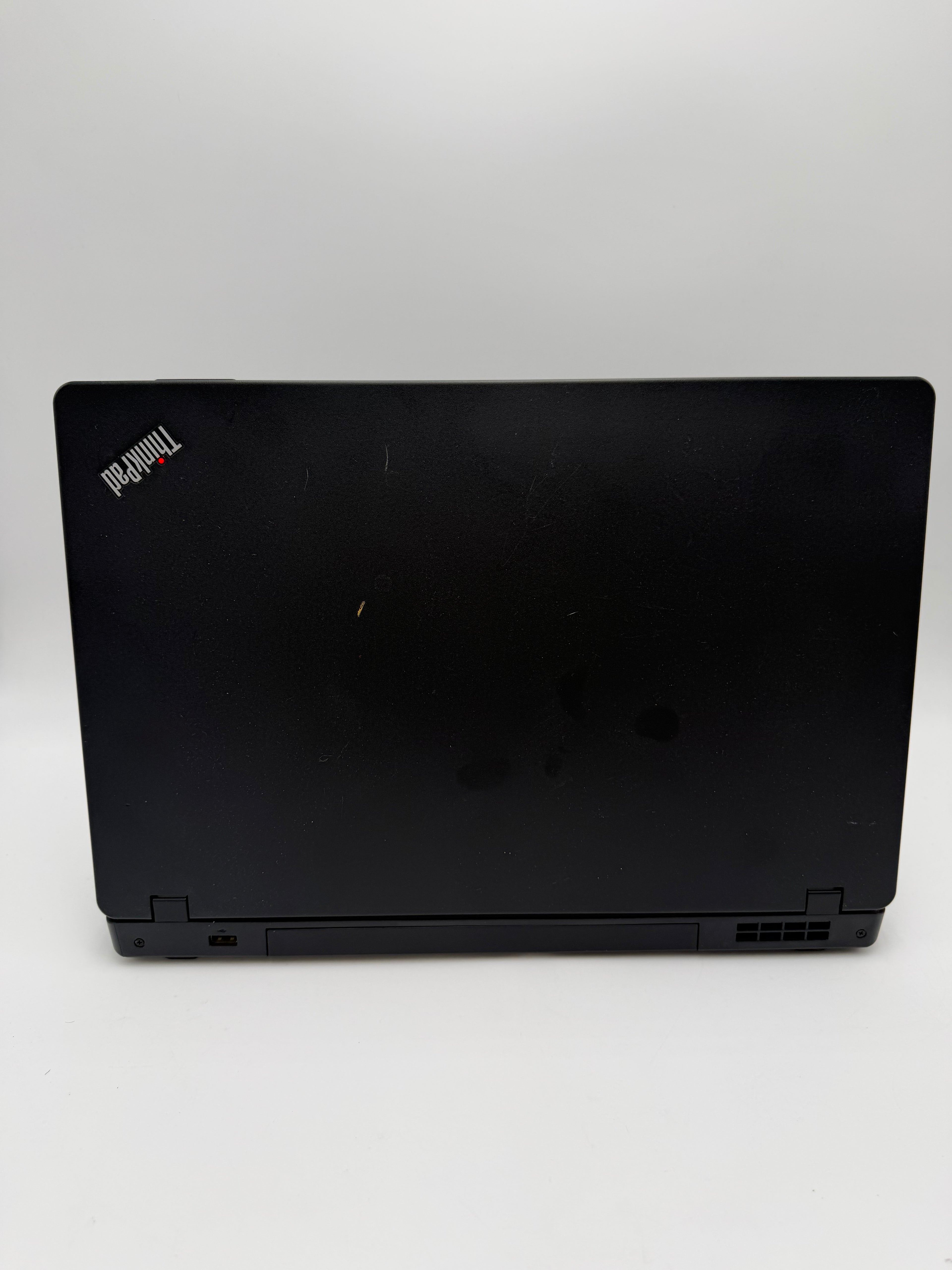 Lenovo ThinkPad Edge Laptop 15-inch Core i5 5th Gen 8GB RAM 500GB Black Broken