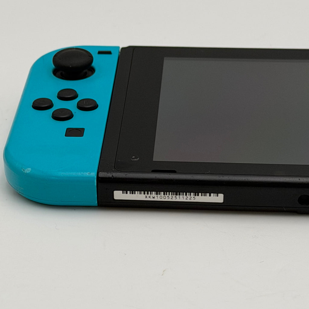 Nintendo Switch Nintendo Switch - Used - A Console
