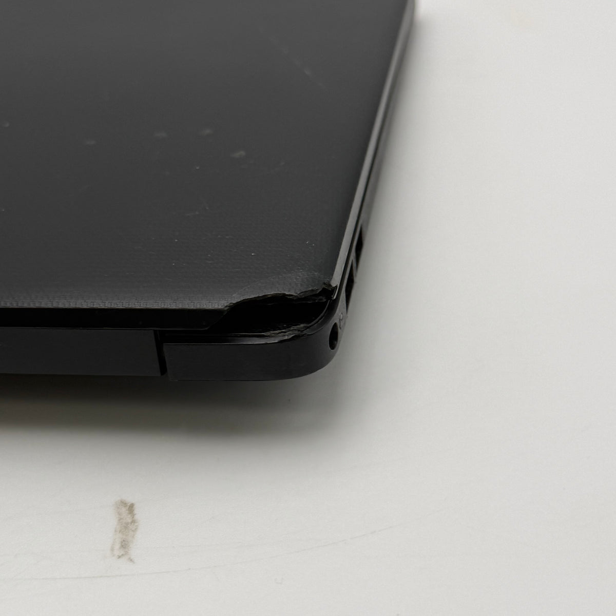 HP 15-dy0009ca Laptop - Broken