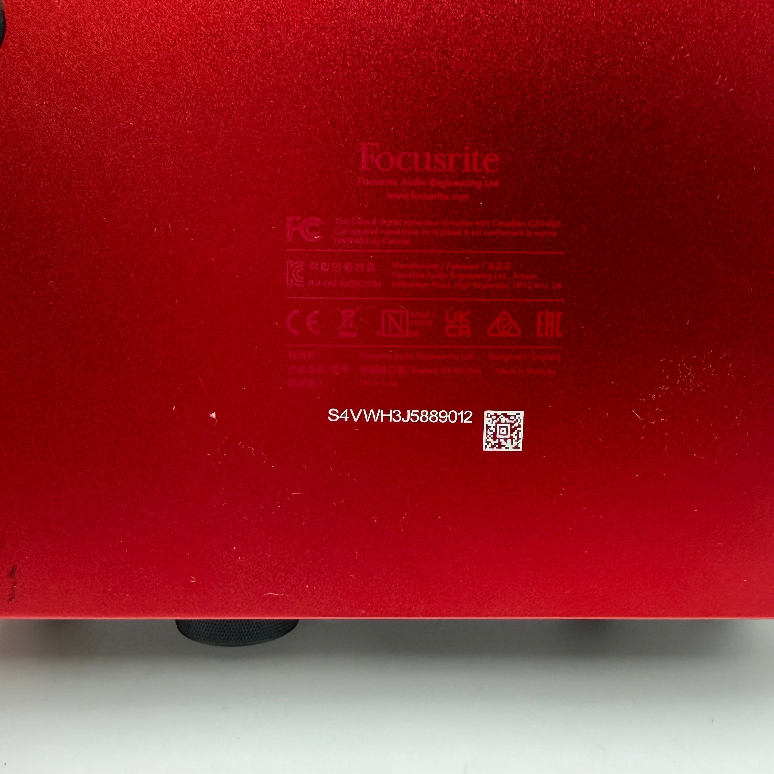 Focusrite Scarlett 4i4 4th Gen 4-in 4-out USB Audio Recording Interface