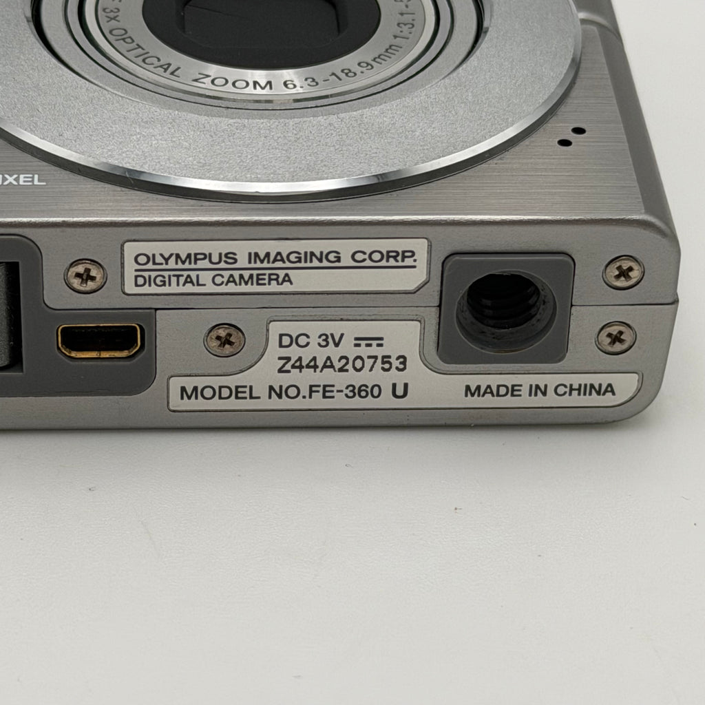 Olympus FE-360 Digital Camera No Charger