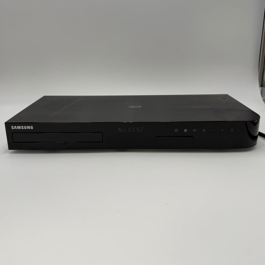 Samsung HT-J4500 Blu-ray 3D DVD CD Player Home Theater System HDMI USB No Remote