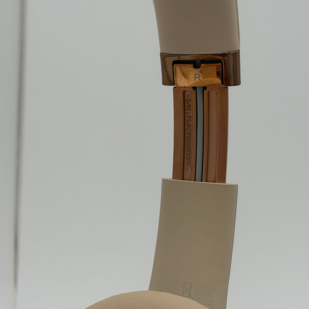 Beats Solo 3 Wireless Bluetooth Over-Ear Headphones - Brown