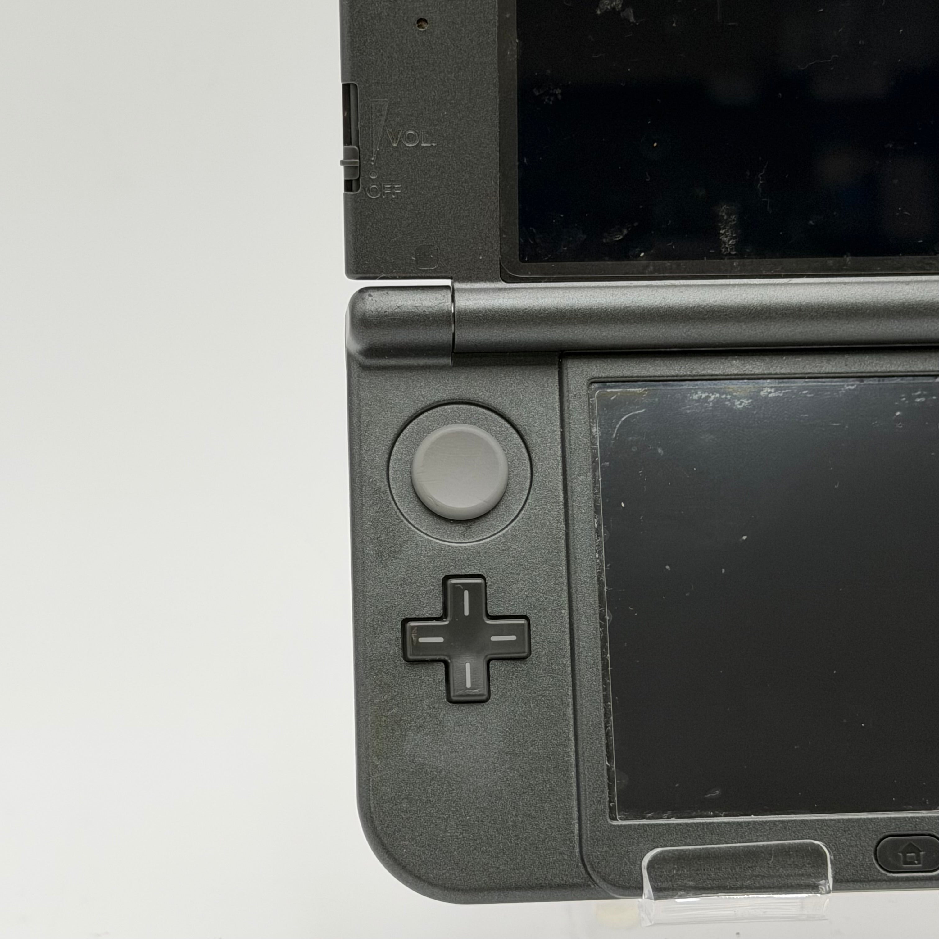 New Nintendo 3DS XL Black RED-001 - For Parts / Repairs
