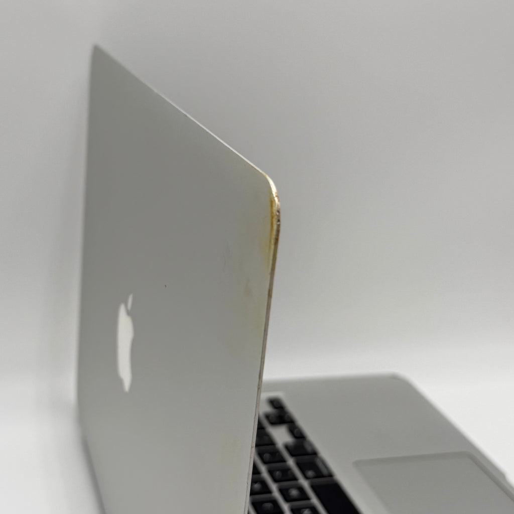 Apple MacBook Air  A1466 8Gb 128Gb  Laptop Broken - No Power