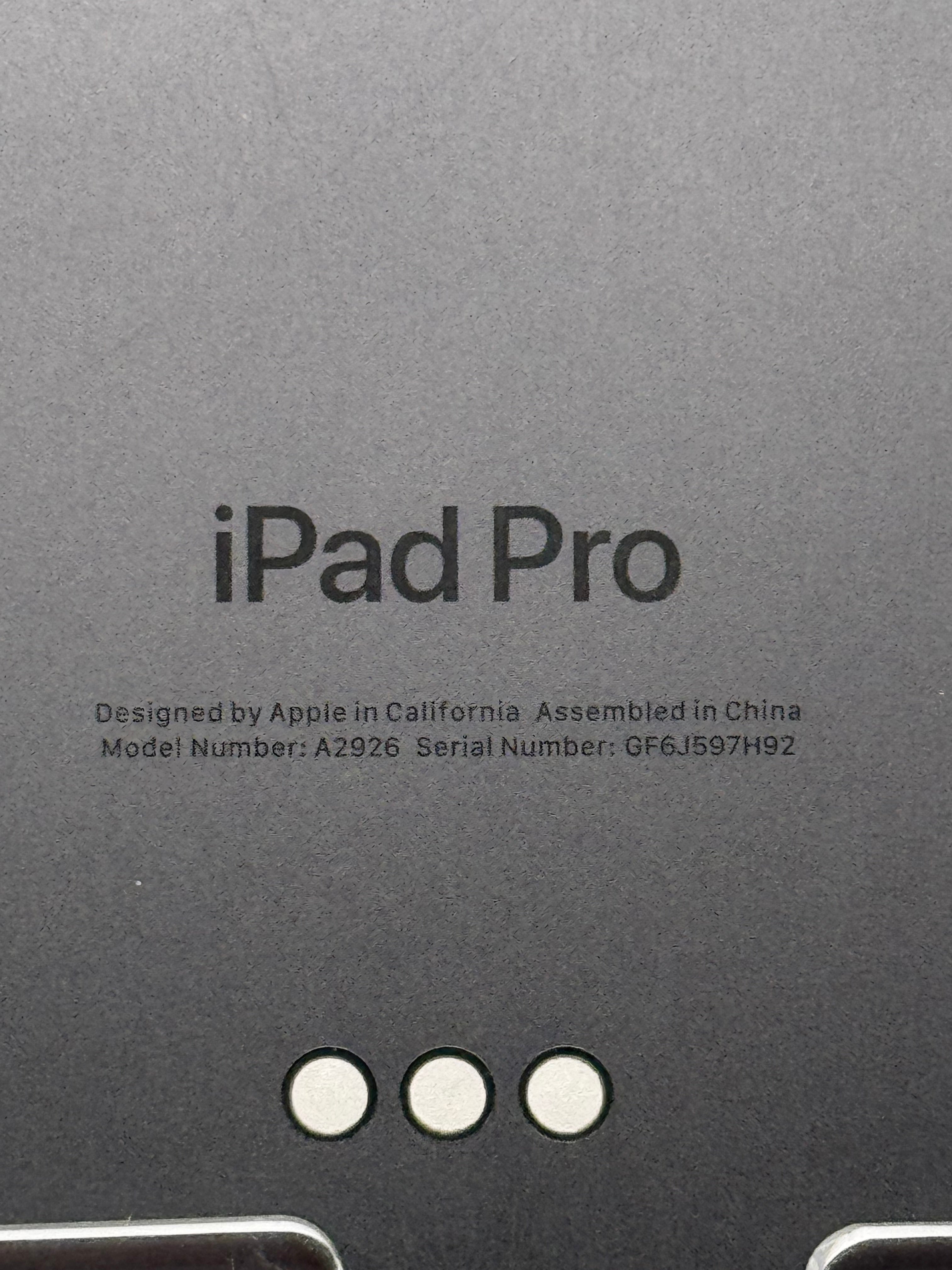 Apple iPad Pro 13" 7th Gen M4 A2925 256GB WiFi Cellular Unlocked Broken