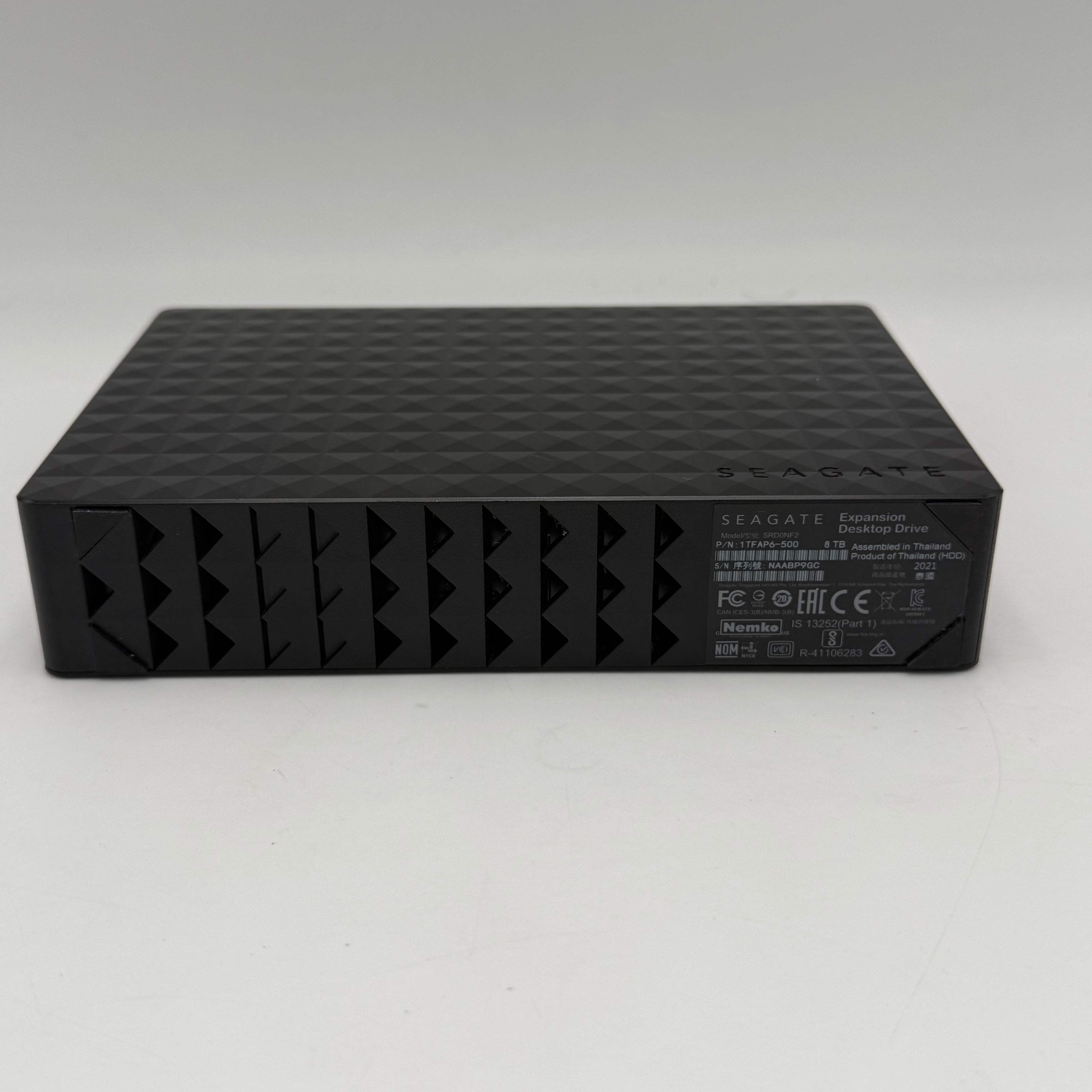 Seagate External Expansion Desktop Drive 8TB Micro USB-B to USB-A HDD SRD0NF2