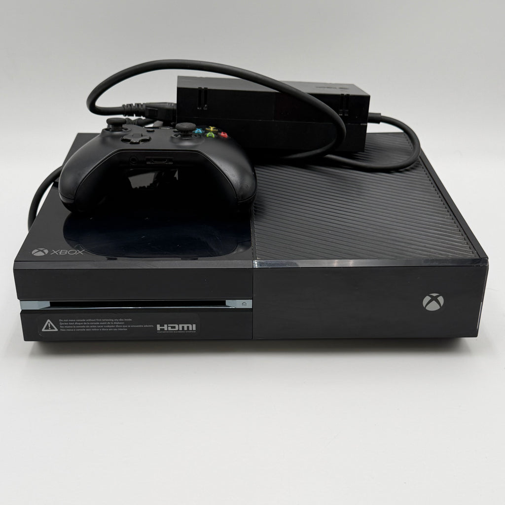 Microsoft Xbox One (1540) Game System Console w/ controller + cables