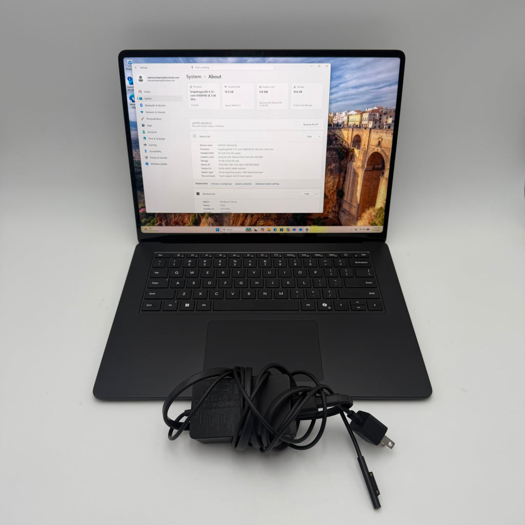 Microsoft Surface Pro 2037 Snapdragon X 12-core X1E80100 3.40GHz 16GB 1TB