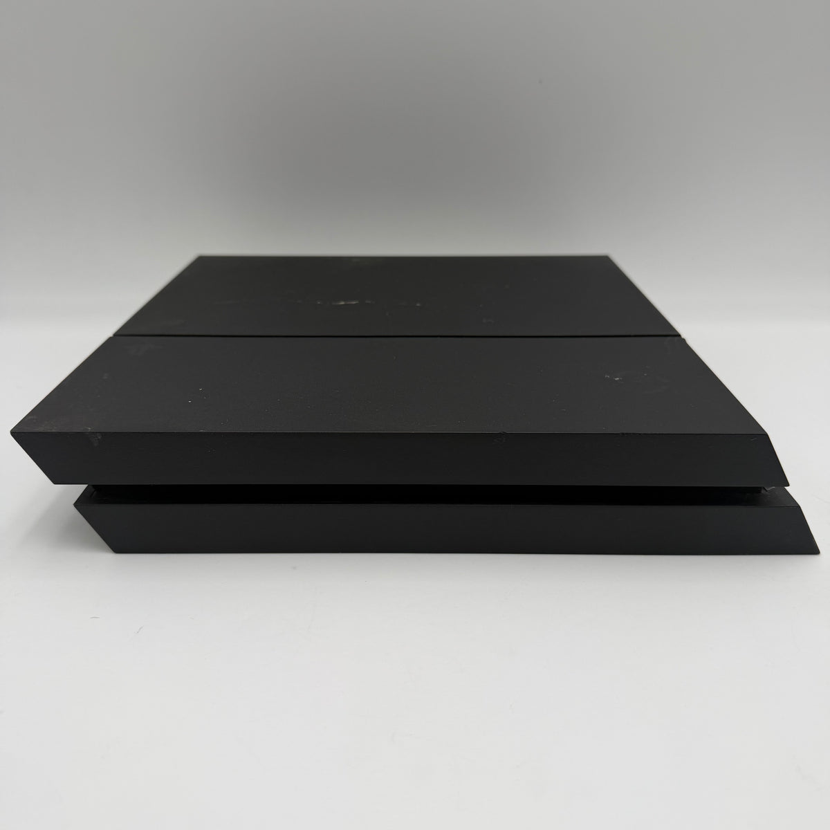 Sony PlayStation 4 CUH-1001A Console with Controller