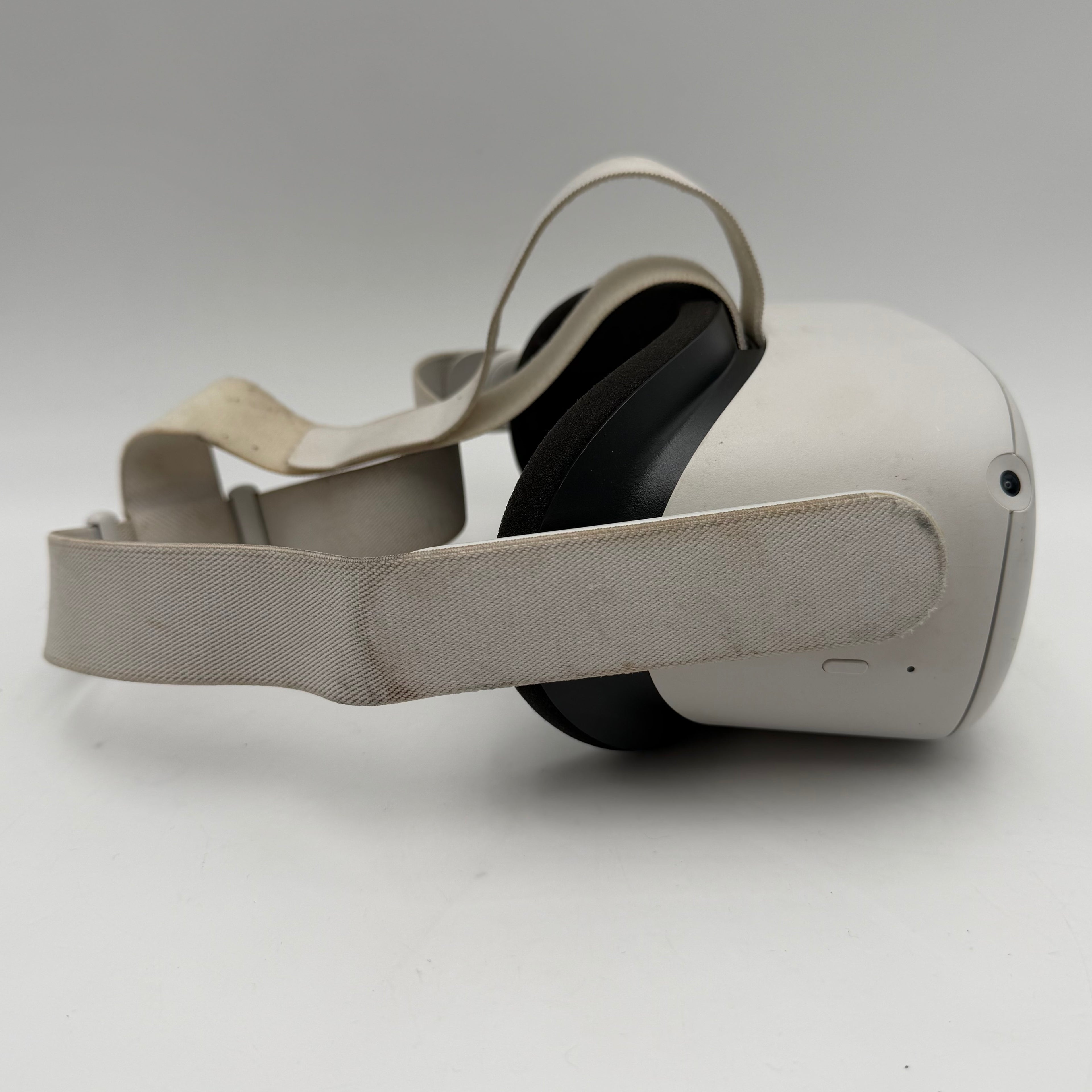 Meta Quest 2 All in One VR Headset White 128GB