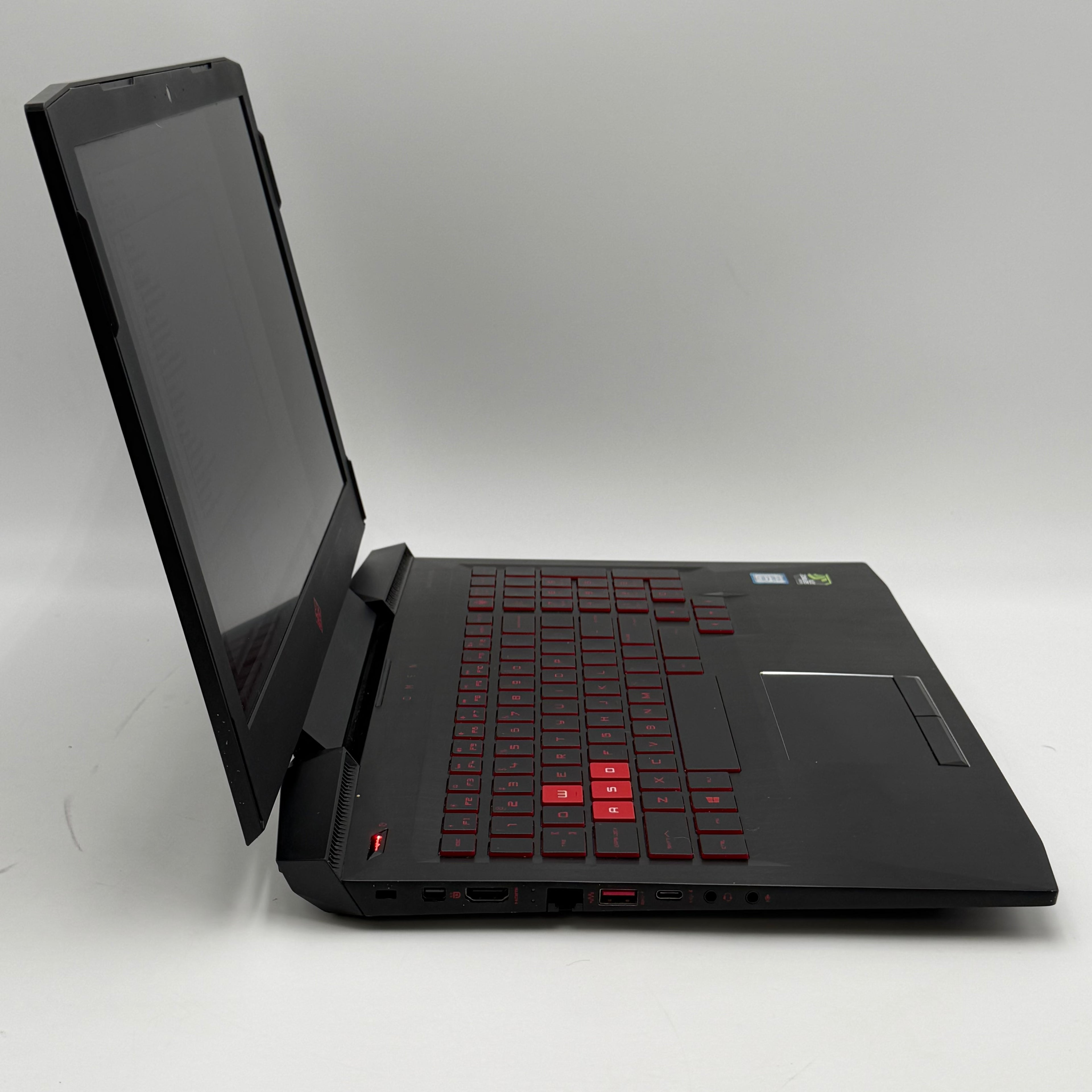 HP OMEN 15-ce015dx 15" Laptop Core i7-7700HQ 8GB RAM 128GB SSD Charger