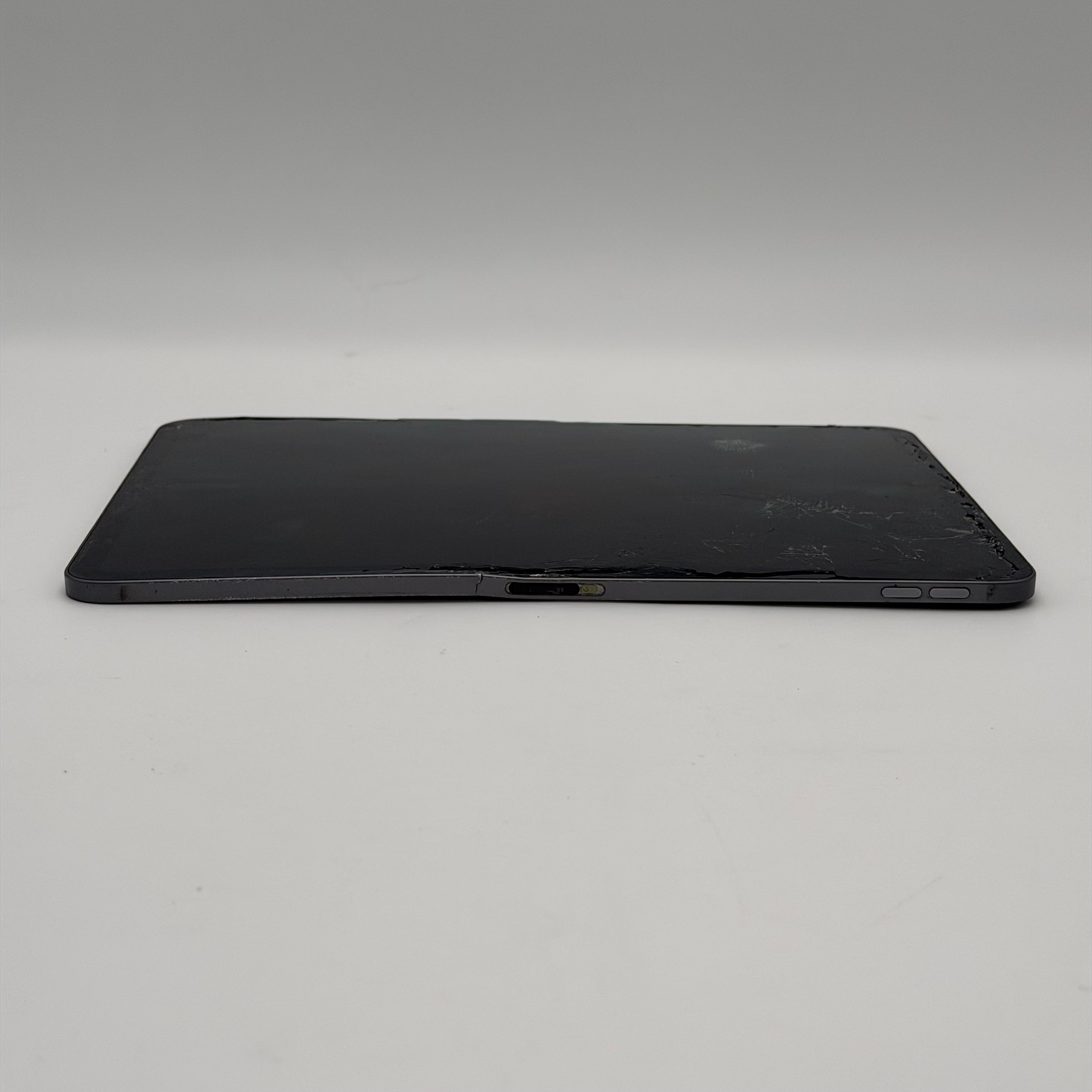 Apple iPad Pro 11" (1st Gen) A1980 64GB Wi-Fi Only Black Broken