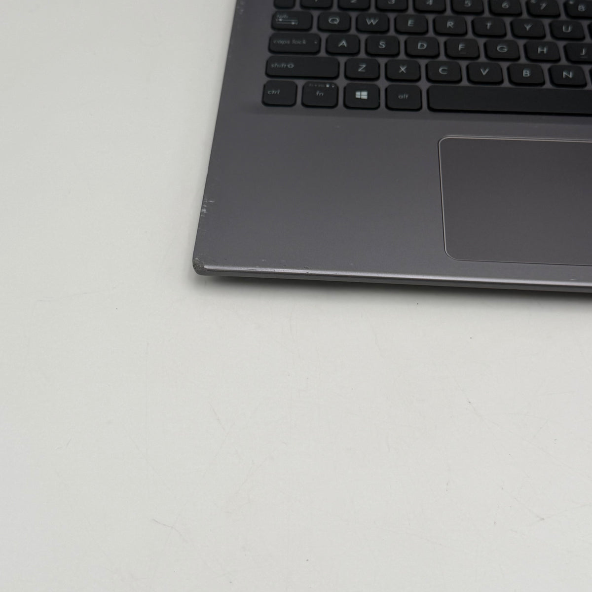Asus Vivobook F512D Laptop - Broken - Black