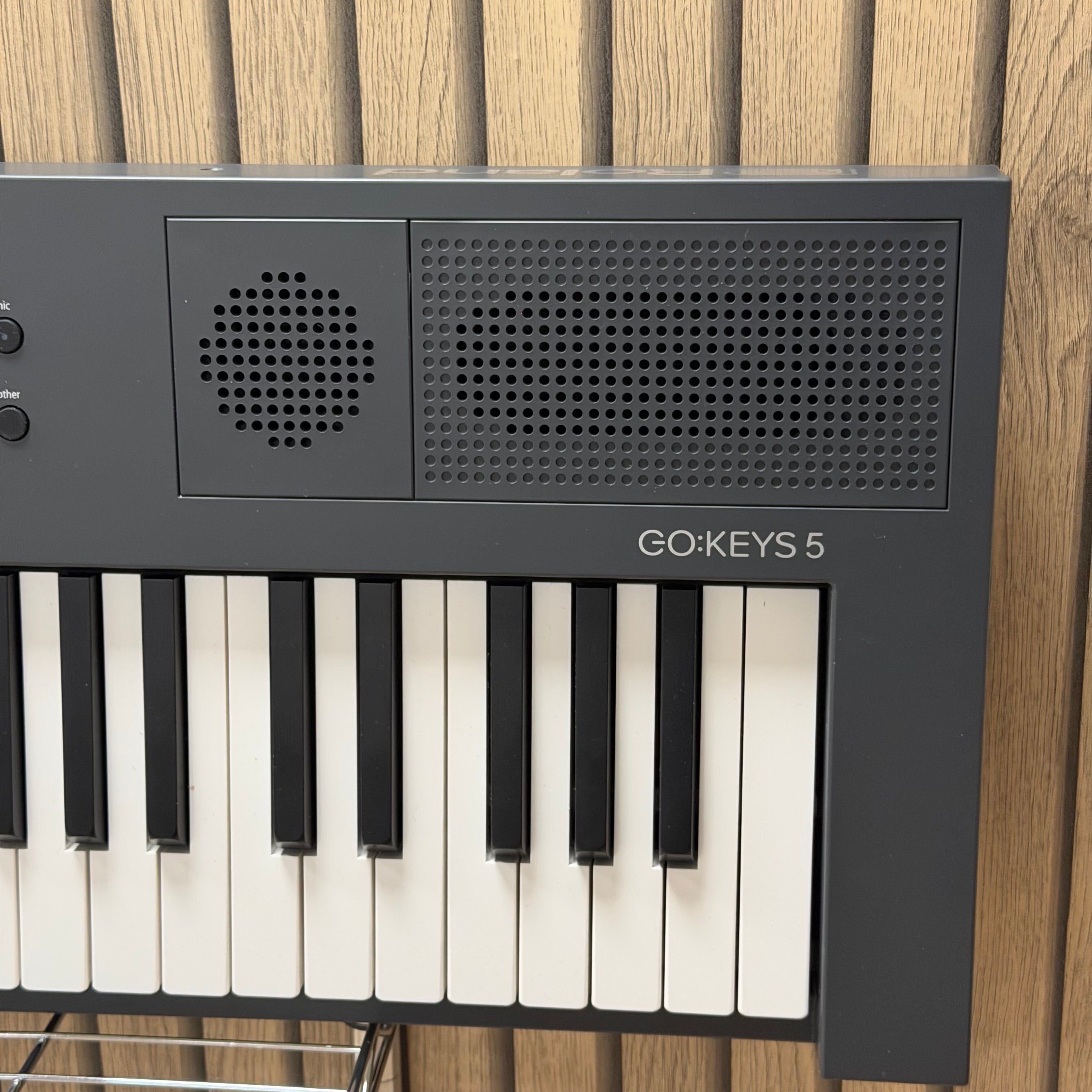 Roland GO:KEYS 5 Keyboard - Graphite - Free Shipping
