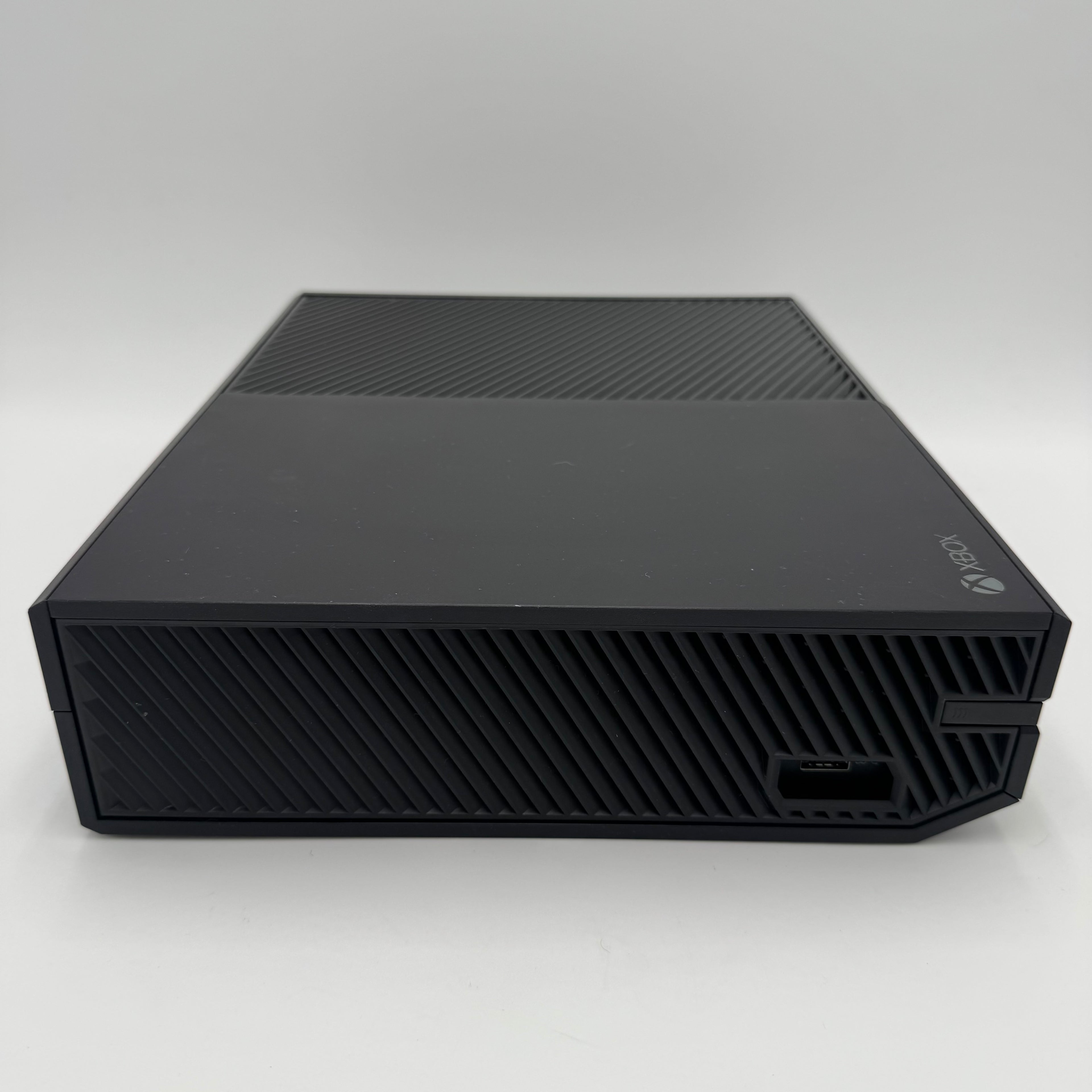Microsoft Xbox One (1540) 2013 Console 500GB Black W/ Wireless Controller + Power Cable
