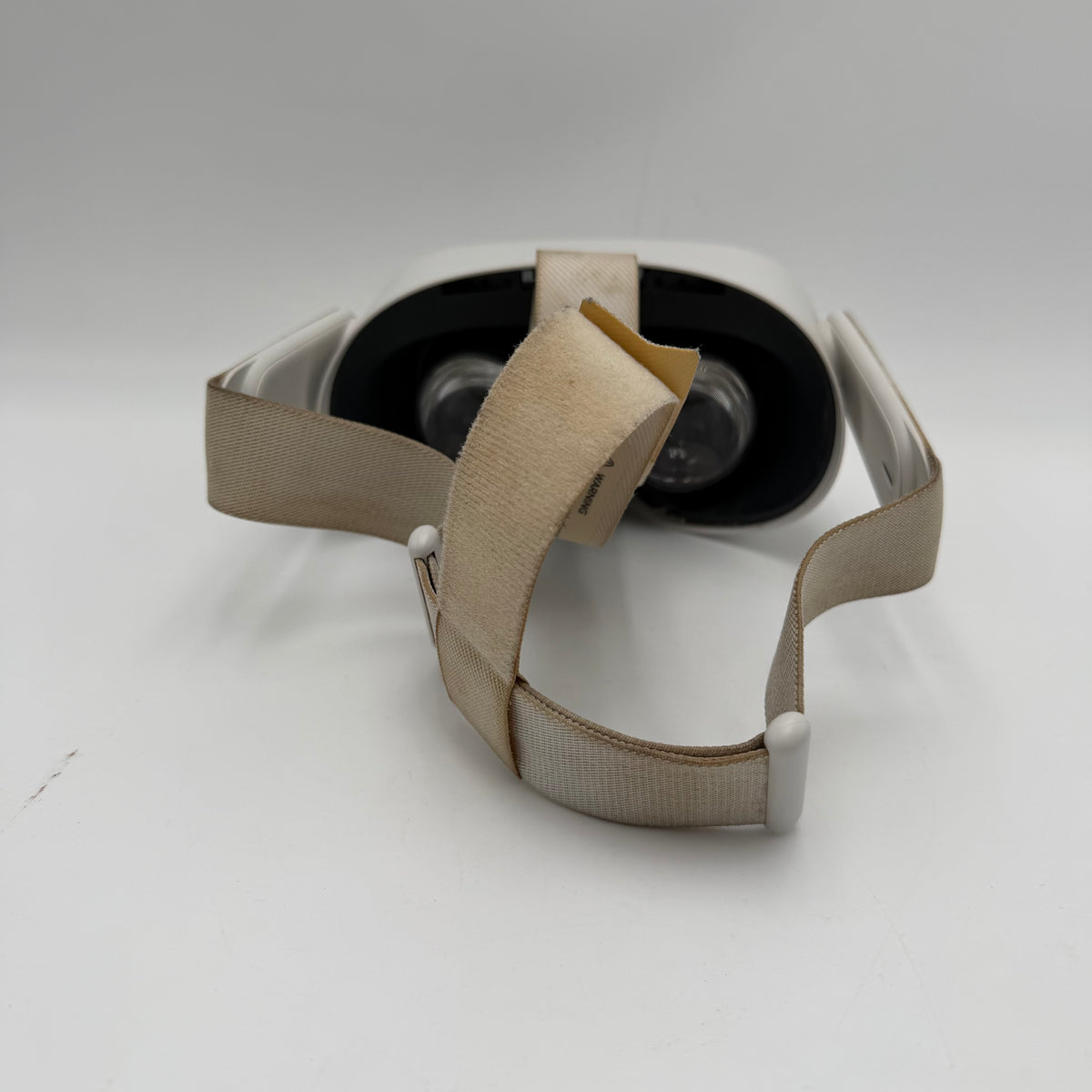 Meta Quest 2 VR Headset White Used - B