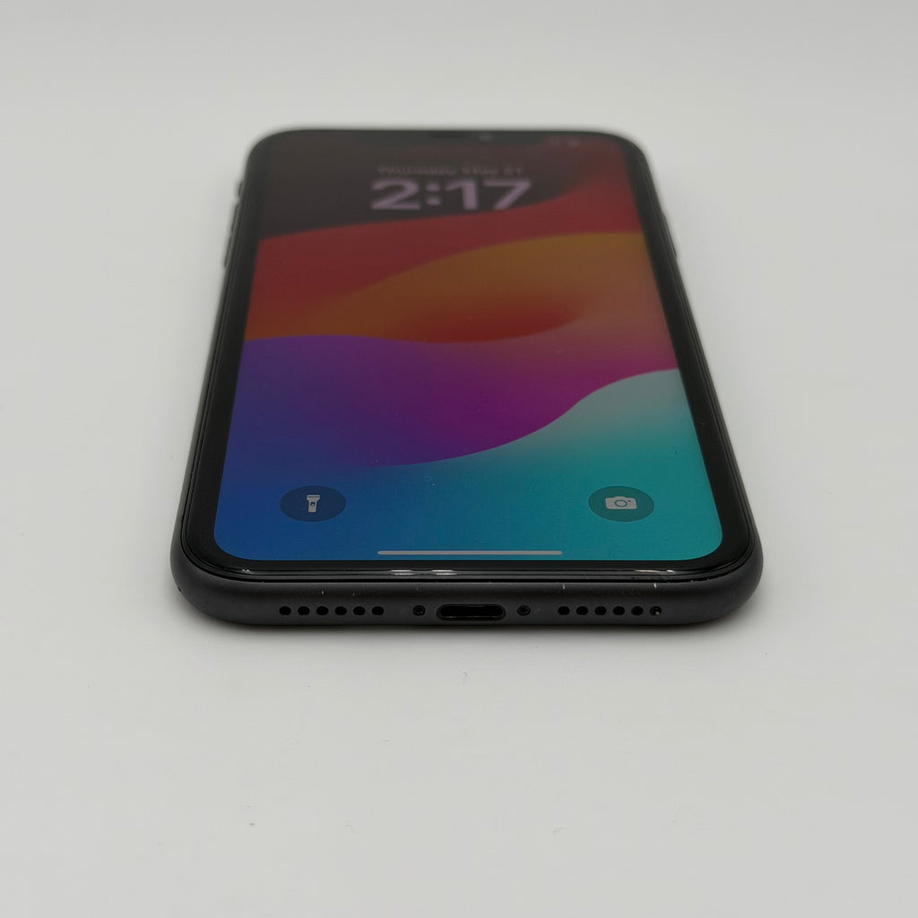 Broken Unlocked Apple iPhone 11 - 64GB - Bad Battery 75%