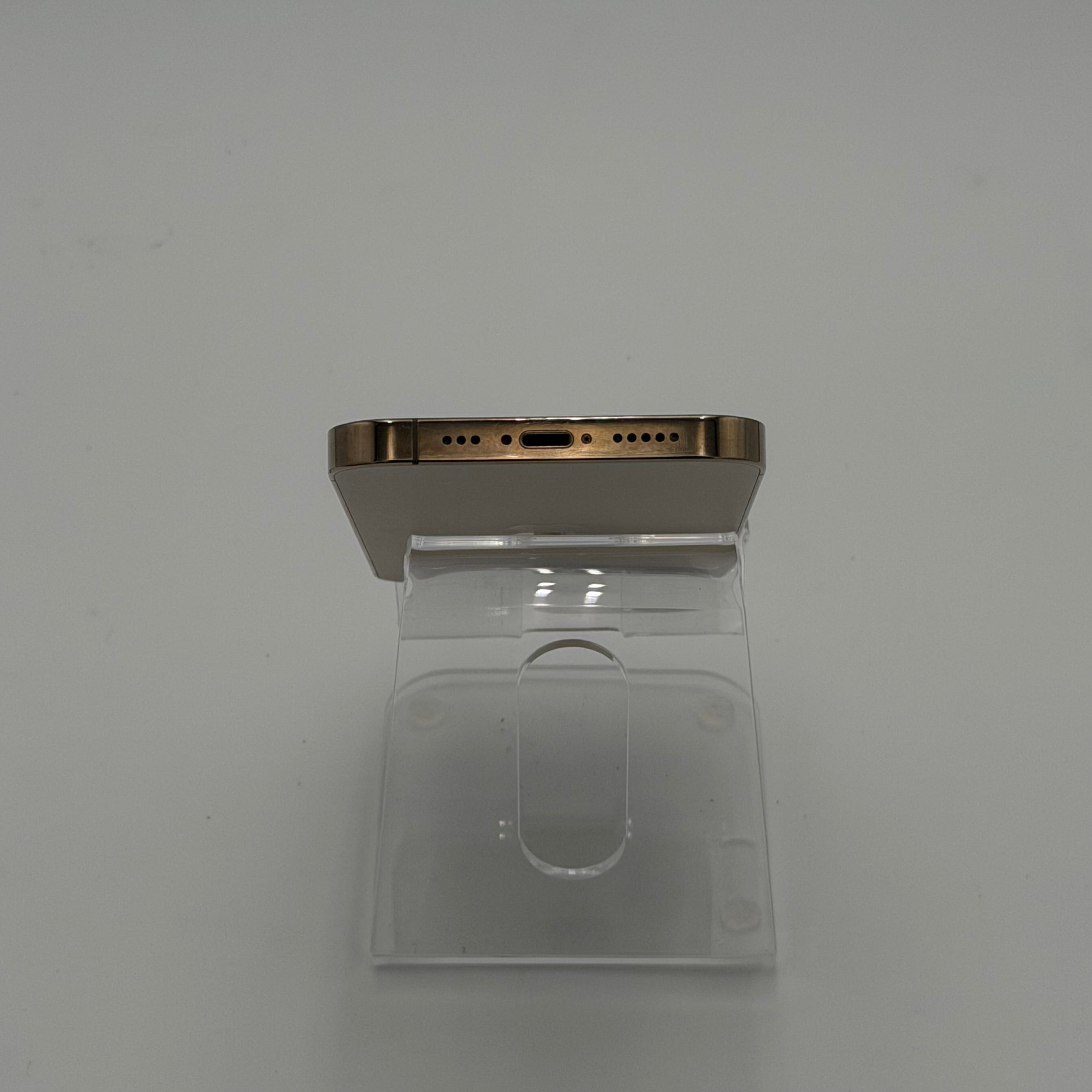 Broken Unlocked Apple iPhone 13 Pro - 256GB - Gold - No Power For parts