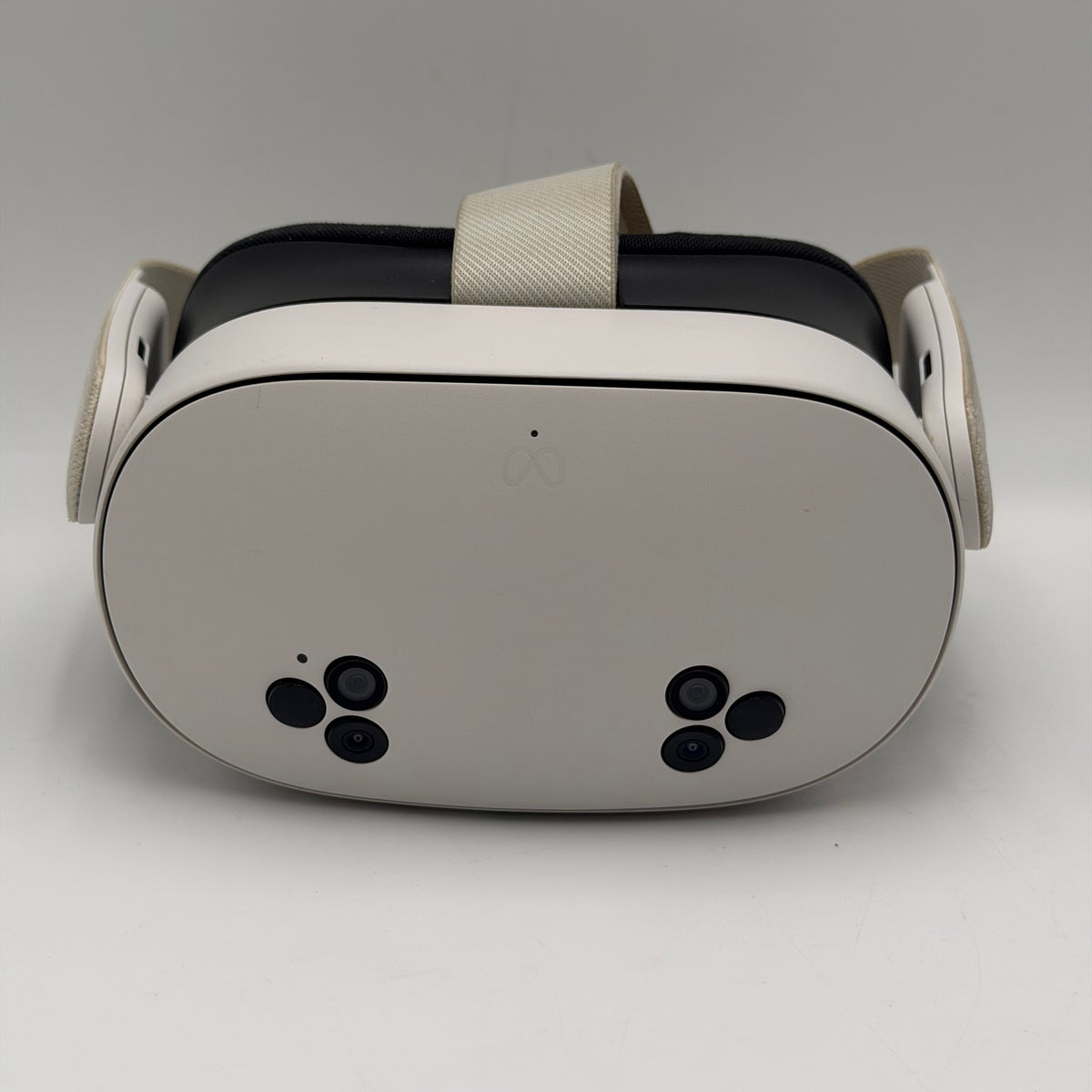 Meta Quest 3S 128GB VR Headset White Used - A