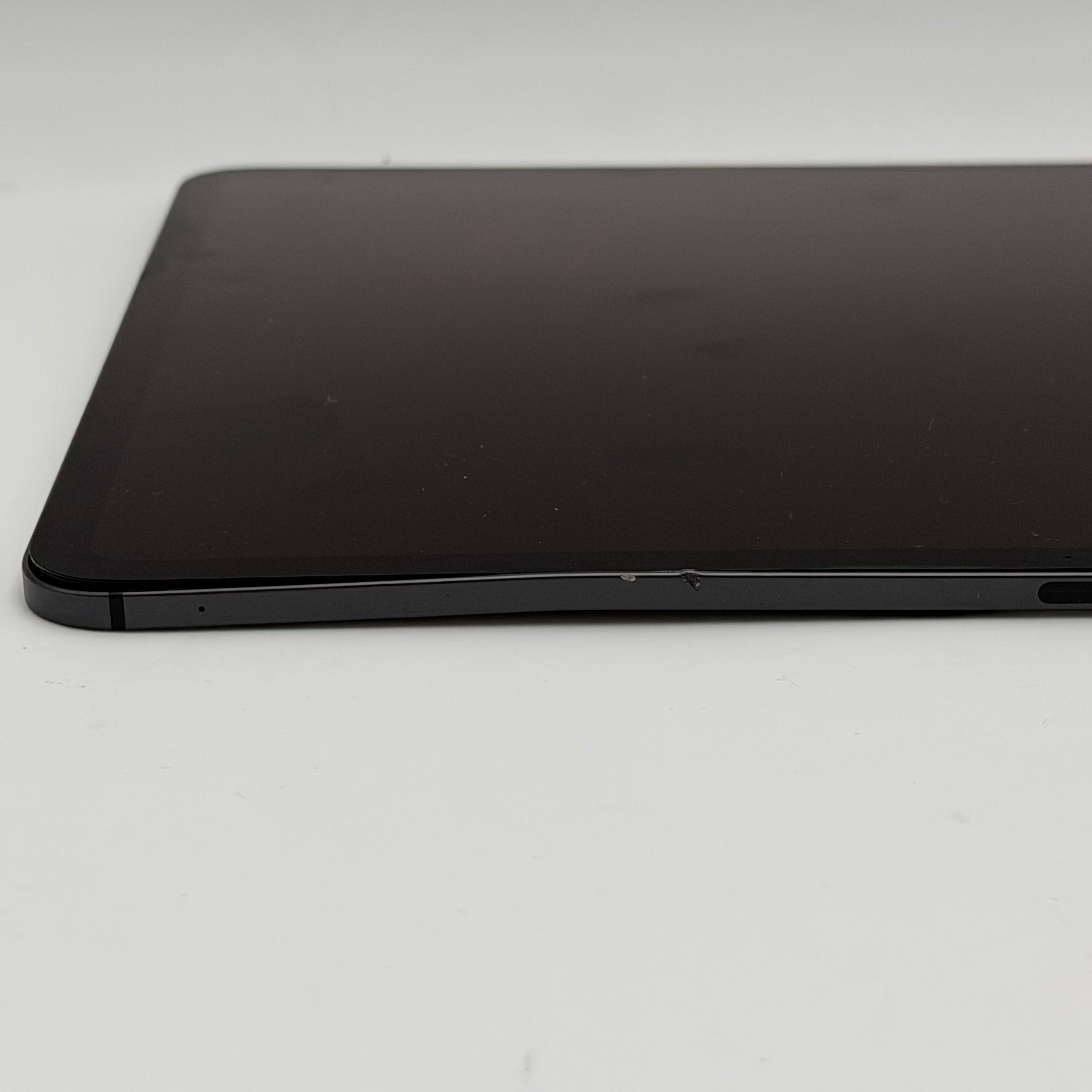 Apple iPad Pro 13" M4 A2926 256GB WiFi + Cellular Unlocked -Read