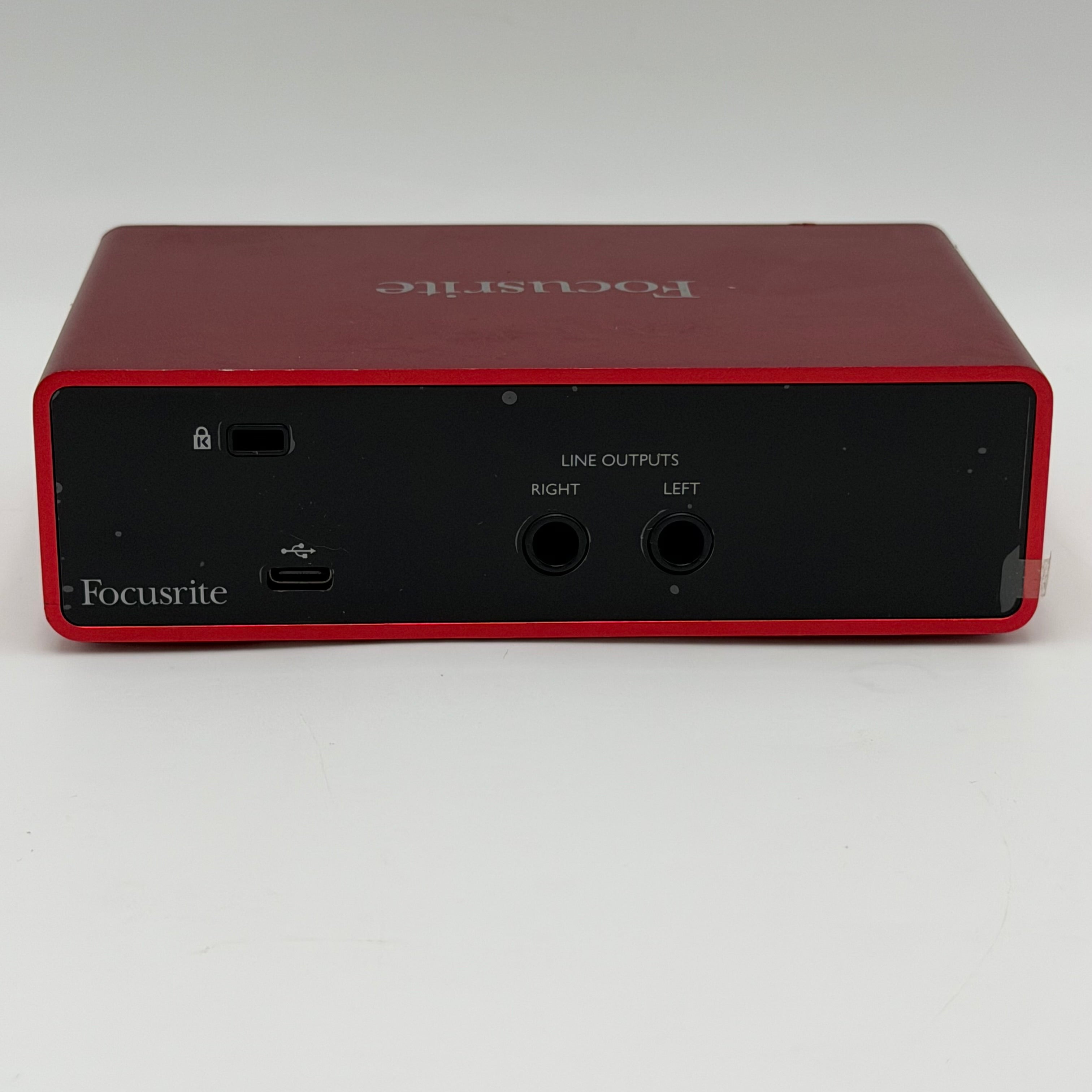 Focusrite Scarlett 2i2 3rd Gen USB Audio Interface 2-In/2-Out Studio Recording